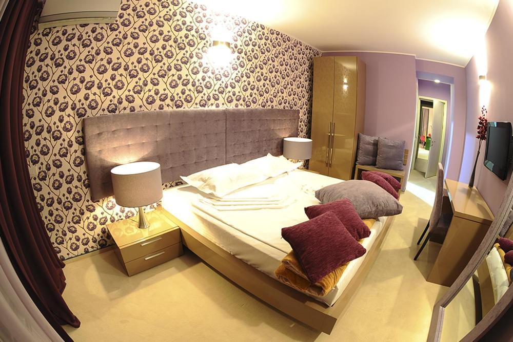 Hotel Victor Mizuumi Mamaia